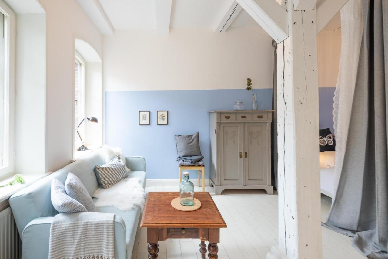 Appartamento Altes Kontorhaus Kajuete Husum  Esterno foto