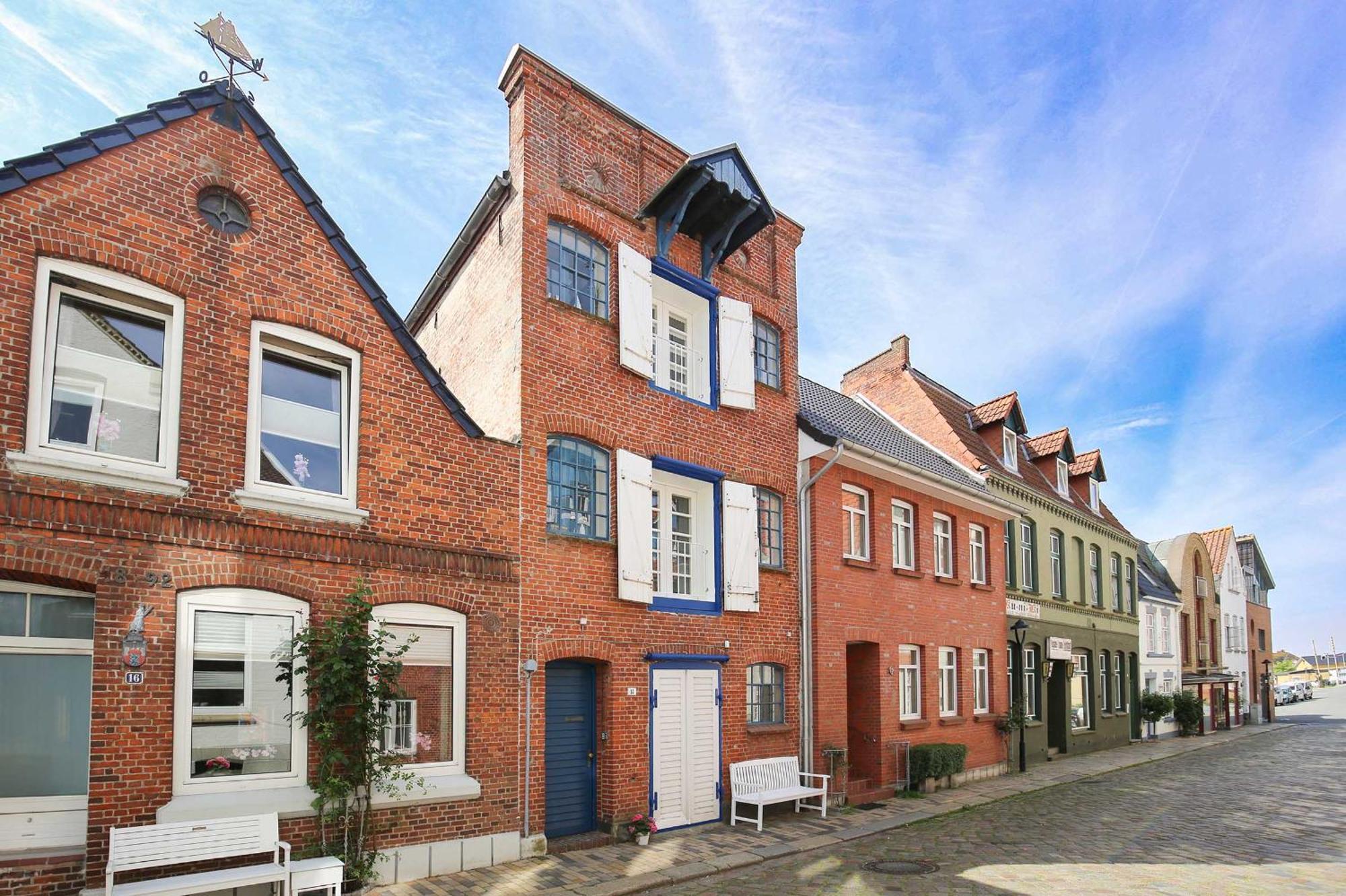 Appartamento Altes Kontorhaus Kajuete Husum  Esterno foto